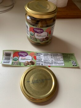 Great Value Organic Whole Mushrooms, Walmart Supercenter, 1410 S Randall Rd, Algonquin, IL 60102, United States foto #1