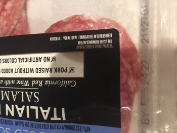 Verbraucherbewertung – Lebensmittelsicherheit Trader Joe's, Yorba Linda Boulevard, Yorba Linda, CA, USA Columbus reduced sodium sliced Italian dry... Foto #1