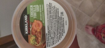 Avaliação do consumidor - Segurança alimentar Costco Wholesale, Riverwoods Road, Mettawa, IL, USA Last two days my daughter and I have been suffer... foto #1