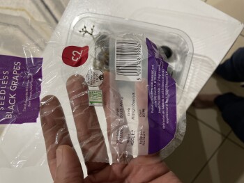 Red grapes - Co-op Food - New Eltham, Footscray Road, London, UK foto #1