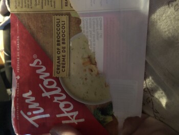 Tim Hortons Canned Soups, Amazon, Belleville, ON, Canada foto #1