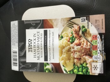 Verbraucherbewertung – Lebensmittelsicherheit Ham hock mash and peas, Tesco Widnes Extra, Lugsdale Road, Widnes, UK Purchased ham hock mash and pe... Foto #1