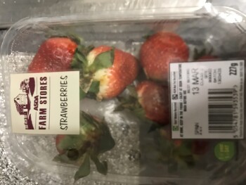 消费者评论 - 食品安全 Asda Leyton Mills Superstore, Marshall Road, London, UK they sent gone on fruit when I did my online... 照片 #2