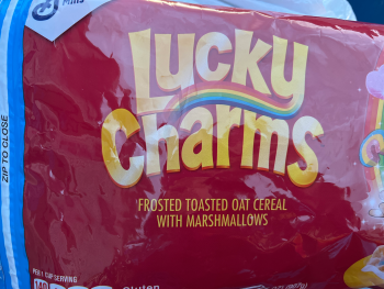 Lucky Charms, Walmart, Missoula, MT, USA foto #1