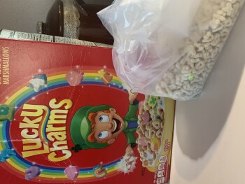 Verbraucherbewertung – Lebensmittelsicherheit Lucky charms, GIANT, West Penn Avenue, Cleona, PA, USA For the past several months, my 8 year old da... Foto #2