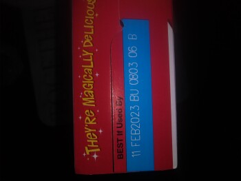 Consumer Review - Food Safety Shaw's, Chapel View Boulevard, Cranston, Rhode Island, USA Yesterday 4/16/2022, Eating Lucky charms... photo #2