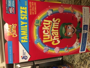 Lucky Charm’s ceral, Walmart Supercenter, West Main Street, Gun Barrel City, TX, USA photo #1