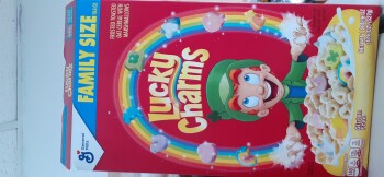 Lucky charms, Walmart Supercenter, Terry Rich Boulevard, St Clair, PA, USA foto #1