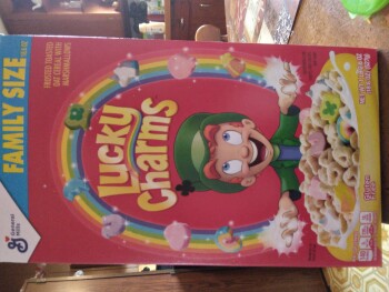 Consumer Review - Food Safety Dollar General, West 1st Street, Gas, KS, USA On March 31, 2022 and April 4, 2022,  Lucky Charms I a... photo #3