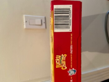 Consumer Review - Food Safety Lucky charms, MORTON WILLIAMS SUPERMARKETS, 1565 1st Ave., New York, NY 10028, United States Yesterd... photo #2