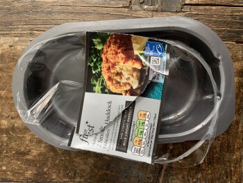 Fishcakes, Tesco Express, Notting Hill Gate, London, UK photo #1