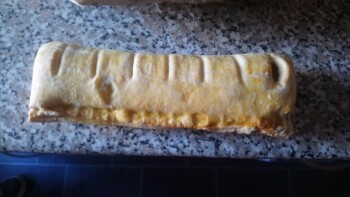 Verbraucherbewertung – Lebensmittelsicherheit Morrisons, Esplanade, Kirkcaldy, UK 27th april 2022,  Their bakery sausage rolls I have reported it... Foto #2