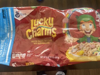 Avis du consommateur - Sécurité alimentaire Lucky Charms, Kroger, Orchard Lake Road, Orchard Lake Village, MI, USA Today, Lucky Charms Cereal My... photo #1