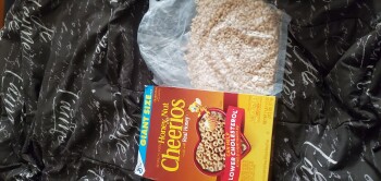 Reseña del consumidor - Seguridad alimentaria Cheerios, Joe V's Smart Shop, West Fuqua Street, Houston, TX, USA My husband was eating Honey Nut Ch... foto #6