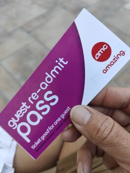 Consumer Review - Food Safety AMC Town Square 18, South Las Vegas Boulevard, Las Vegas, NV, USA My daughter and I had slushees- no... photo #1