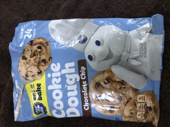Pillsbury chocolate chip cookies, Murphy's Market & Deli, Main Street, Trinidad, CA, USA 照片 #1