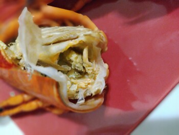 Reseña del consumidor - Seguridad alimentaria Walmart Supercenter, 2801 Airport Thruway, Columbus, GA 31909, USA Tonight we bought lobster and all... foto #3