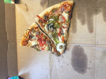 Avis du consommateur - Sécurité alimentaire Domino's Pizza Orly, Avenue Adrien Raynal, Orly, France Des Renvois 3 quart d'heures après avoir ing... photo #1