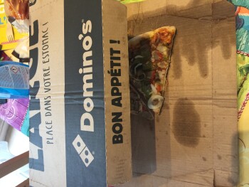 Avis du consommateur - Sécurité alimentaire Domino's Pizza Orly, Avenue Adrien Raynal, Orly, France Des Renvois 3 quart d'heures après avoir ing... photo #2