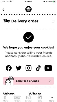 消费者评论 - 食品安全 Crumbl Cookies - Lubbock, Marsha Sharp Freeway West, Lubbock, Lubbock, Texas, USA August 10, 2022, p... 照片 #2