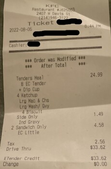 KFC, 2407 W Davis St, Dallas, TX 75211, United States photo #1