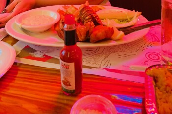 Verbraucherbewertung – Lebensmittelsicherheit Seafood City, City Island Avenue, The Bronx, NY, USA I went with my boyfriend to eat last night he s... Foto #1