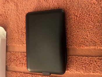 Informe de seguridad del consumidor Received a black plastic item which I never ordered My location is Connecticut, USA. Received a blac... foto #2