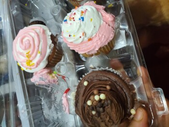 Cupcake, Walmart Supercenter, U.S. 59, Atlanta, TX, USA foto #1