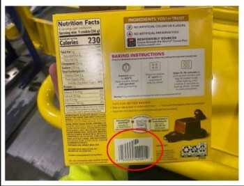 Food Recall Nestle Toll House Stuffed Chocolate Chip Cookie Dough with Fudge Filling - recalled due to foreign o... Foto #2