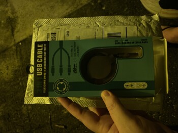 Verbrauchersicherheitsbericht A package I didn’t order I received a package says online seller 1555 N Chrisman rd Tracy ca 95304.I... Foto #1