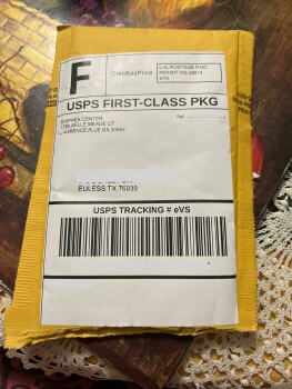 USPS TRACKING #9300-1903-2258-1320-8651. Small empty package. photo #1