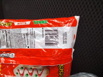 Consumer Review - Food Safety Dollar General, Louisville Road, Louisville, TN, USA Ate a total of 4 of the small Reese's white tre... photo #2