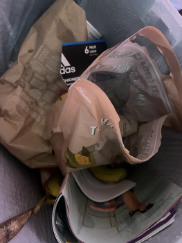 Consumer Review - Food Safety Vallarta Supermarkets, Niles Street, Bakersfield, CA, USA Bought cheese and rajas tamales from the d... photo #2