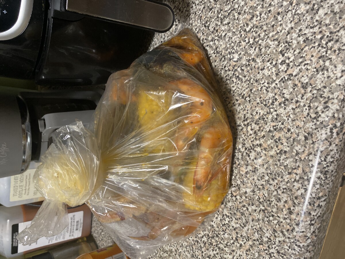 Juicy King Crab Express, 2704 E Tremont Ave, The Bronx, NY 10461, USA