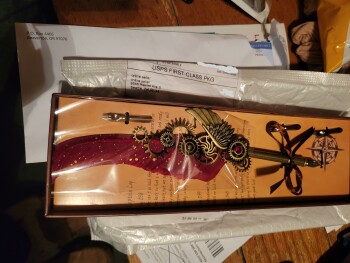 Relatório de segurança do consumidor Unordered package This is what  I got I did  not order  this foto #1