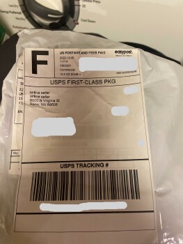 I received a scarf that I definitely did not order. photo #1