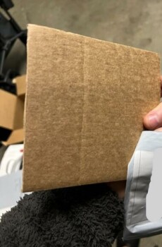 Informe de seguridad del consumidor I received a small piece of cardboard from and unknown sender out of NY. I received a 5” x 5” cut ou... foto #4