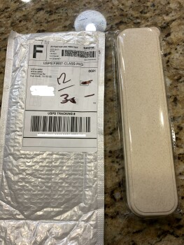 消费者安全报告 addmarveoy.com I received this item too from online seller 14900 Frye Road, Fort Worth, TX, USA.
Wh... 照片 #2