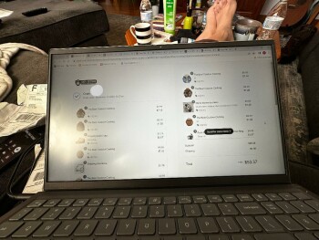 消费者安全报告 $100 order replaced with junk Ordered Christmas gifts totaling $100.  One box from 3837 Bay Lake Tra... 照片 #3