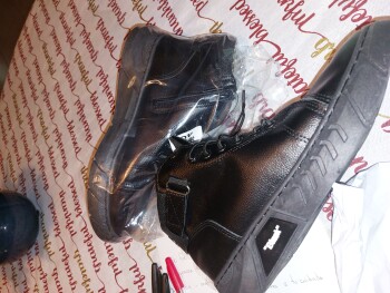 Revibi unos horribles zapatos q no pedi 照片 #1