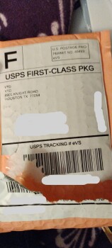 An empty package in my name 照片 #1