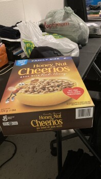 Verbraucherbewertung – Lebensmittelsicherheit Real Canadian Superstore Lasalle Boulevard, Lasalle Boulevard, Sudbury, ON, Canada It is December 24... Foto #2