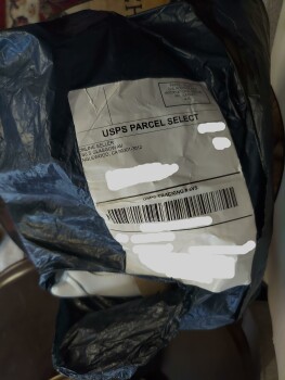 I bought a pair of white bootie size 8 and I received a size 5. There is no return information in the package 照片 #1