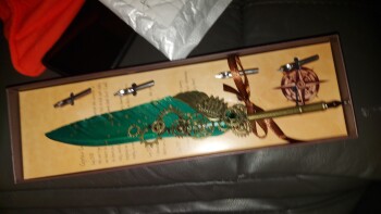 Verbrauchersicherheitsbericht A scam Ordered a music boxing set at £46 
And just received some sort of pen n map set. also I was... Foto #1