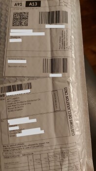 Verbrauchersicherheitsbericht A scam Ordered a music boxing set at £46 
And just received some sort of pen n map set. also I was... Foto #2