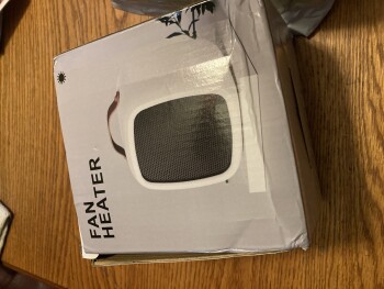 消费者安全报告 Package I did not order Receiver fan heater from shipper J&T international logistics, 12500 slauson... 照片 #1