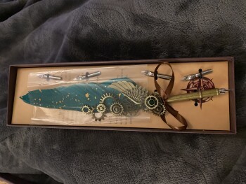 消费者安全报告 A package  that I didn’t order I received a package of a pen from 700 Center Dr, Dupont, WA 98327 th... 照片 #1