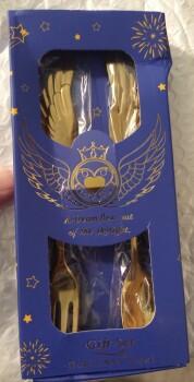 Verbrauchersicherheitsbericht Didn't order this... I recieved a gift set I did not order. A stainless steel spoon and fork. Are an... Foto #1