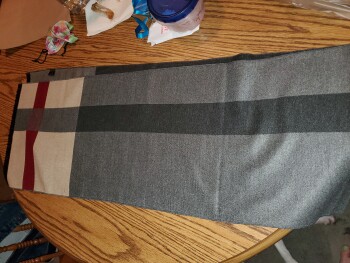 Verbrauchersicherheitsbericht Unsolicited package Today I received a package that i did not order with what I think is either a sc... Foto #1