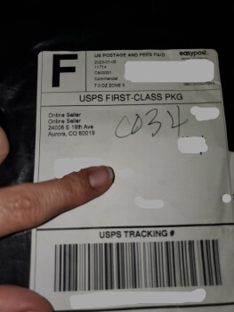 Verbrauchersicherheitsbericht Unsolicited package Today I received a package that i did not order with what I think is either a sc... Foto #2